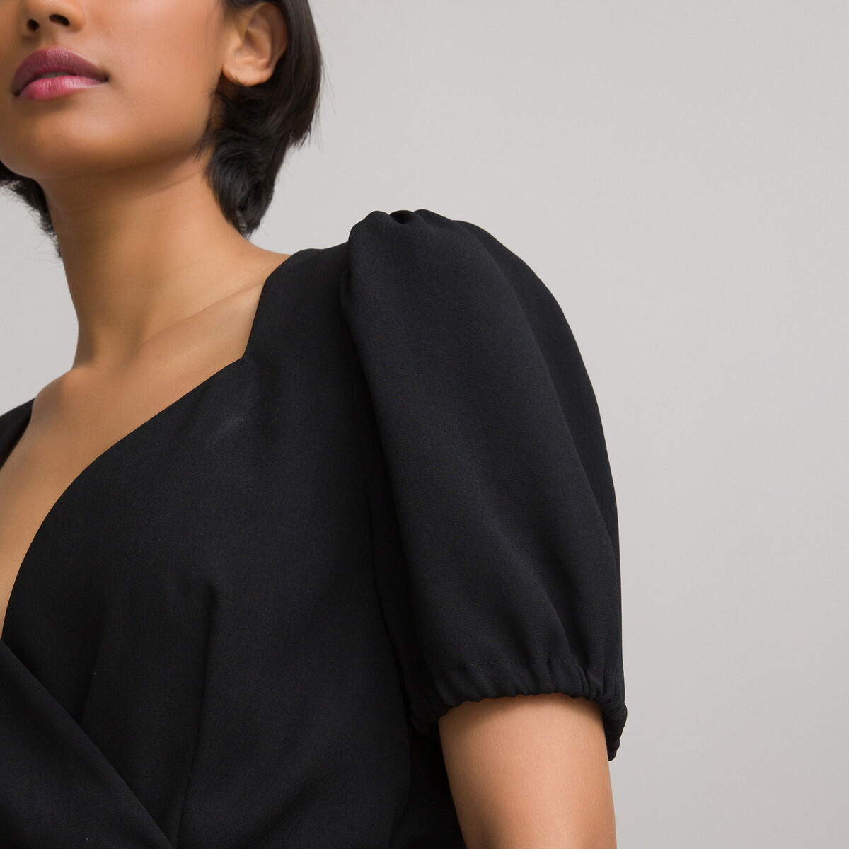 Платье LaRedoute Короткое с эффектом запаха и с короткими рукавами 46 черный, размер 46 - фото 3