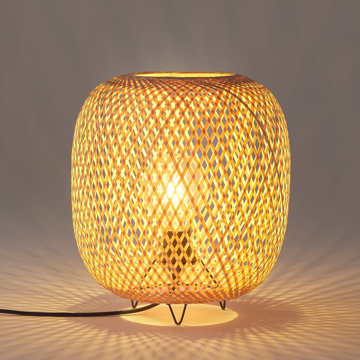 Lampe à poser en bambou, Katia