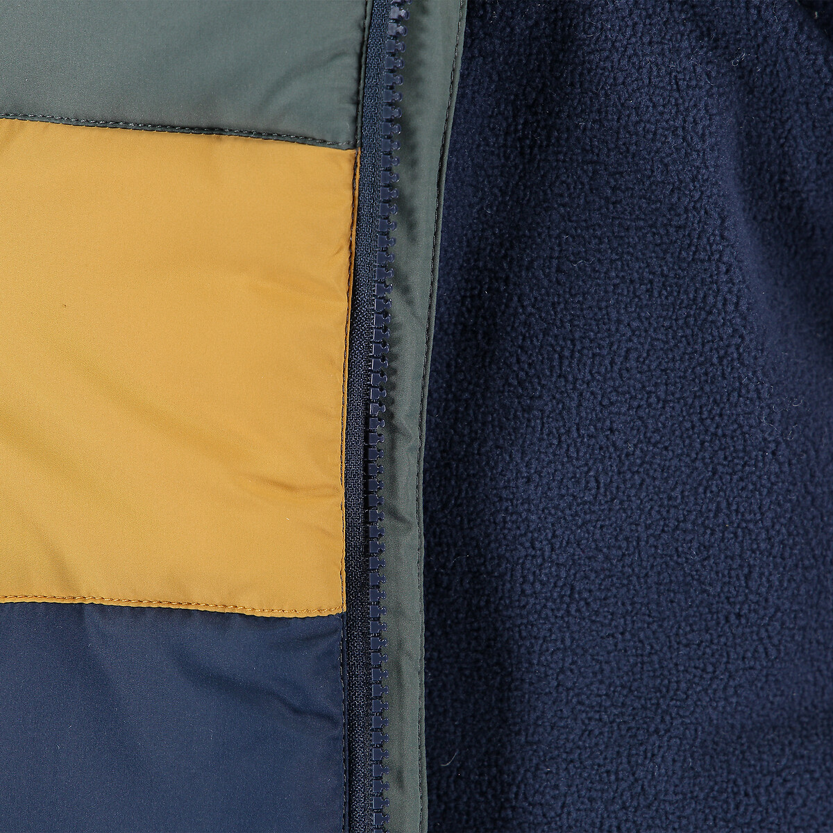 Куртка La Redoute Стеганая утепленная трехцветная с капюшоном 3 мес-3 года 6 мес. - 67 см разноцветный, размер 6 мес. - 67 см - фото 5