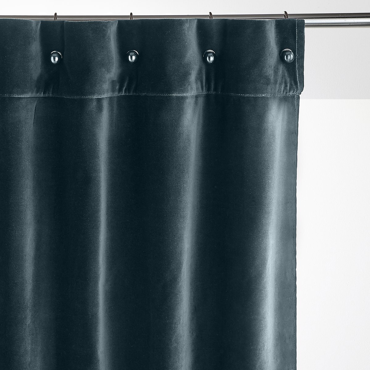 Image of Lavezzi Single Velvet Curtain with Little Eyelets