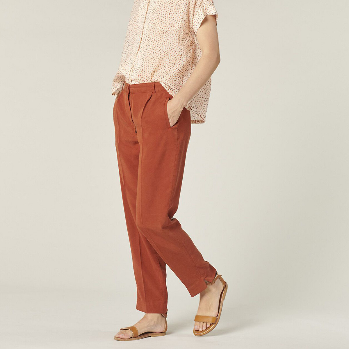 

Брюки La Redoute, Красный, Прямые с вытачками DRYSS 38 (FR) - 44 (RUS) красный
