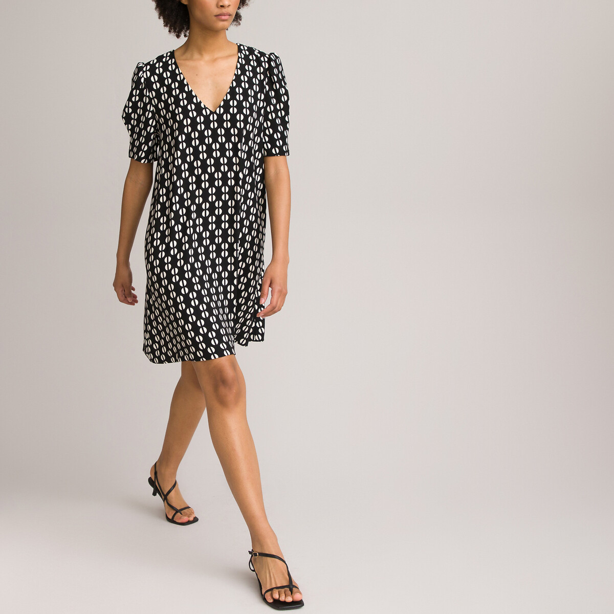 Платье LA REDOUTE COLLECTIONS Платье Свободного покроя с V-образным вырезом с графическим принтом 56 черный, размер 56 - фото 2