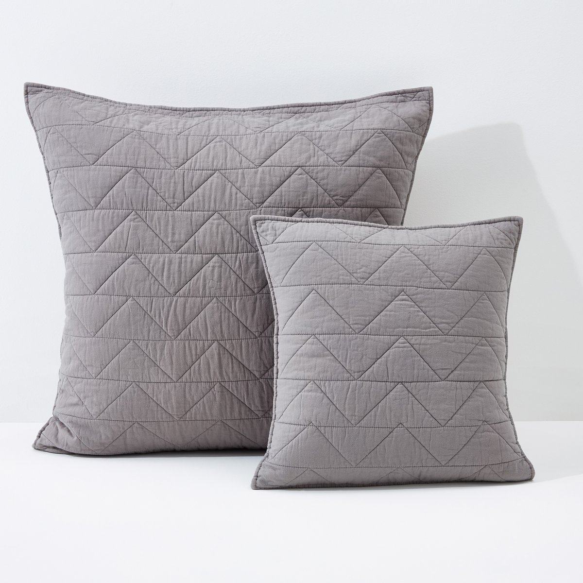 

Чехол La Redoute, Серый, На подушку наволочка Zig-zag 65 x 65 см серый
