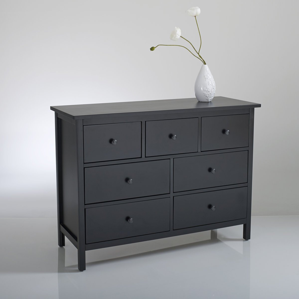 Image of Enza 7-Drawer Chest