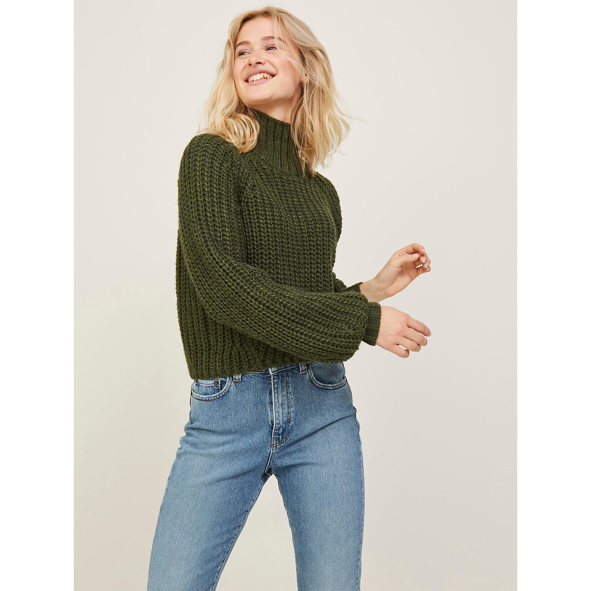Пуловер С воротником-стойкой из объемного трикотажа XS зеленый