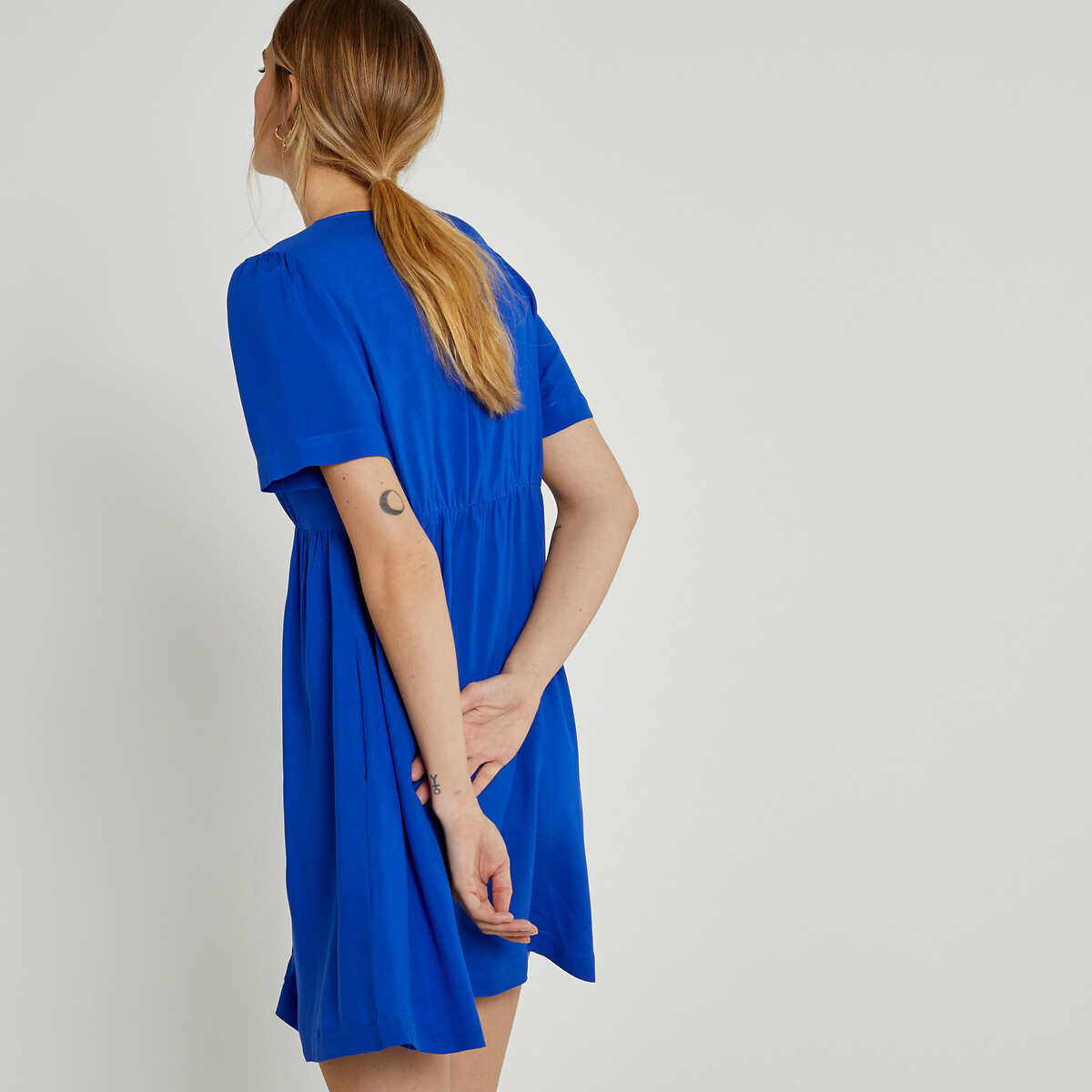 Платье короткое расклешенное с V-образным вырезом  44 синий LaRedoute, размер 44 - фото 4