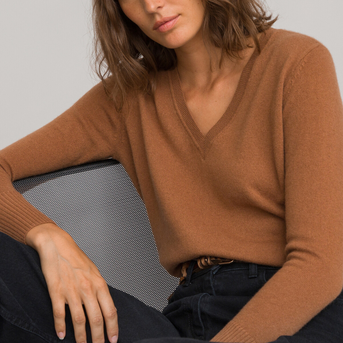 Пуловер с V-образным вырезом из тонкого кашемирового трикотажа L каштановый 