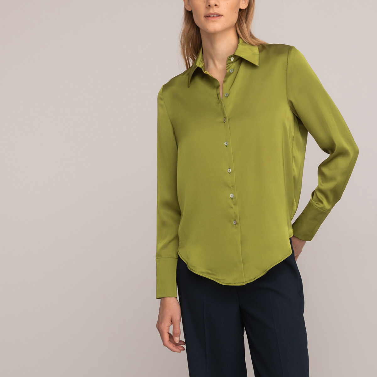 Рубашка с длинными рукавами атласная 42 (FR) - 48 (RUS) зеленый ночная рубашка с длинными рукавами 42 44 fr 48 50 rus разноцветный