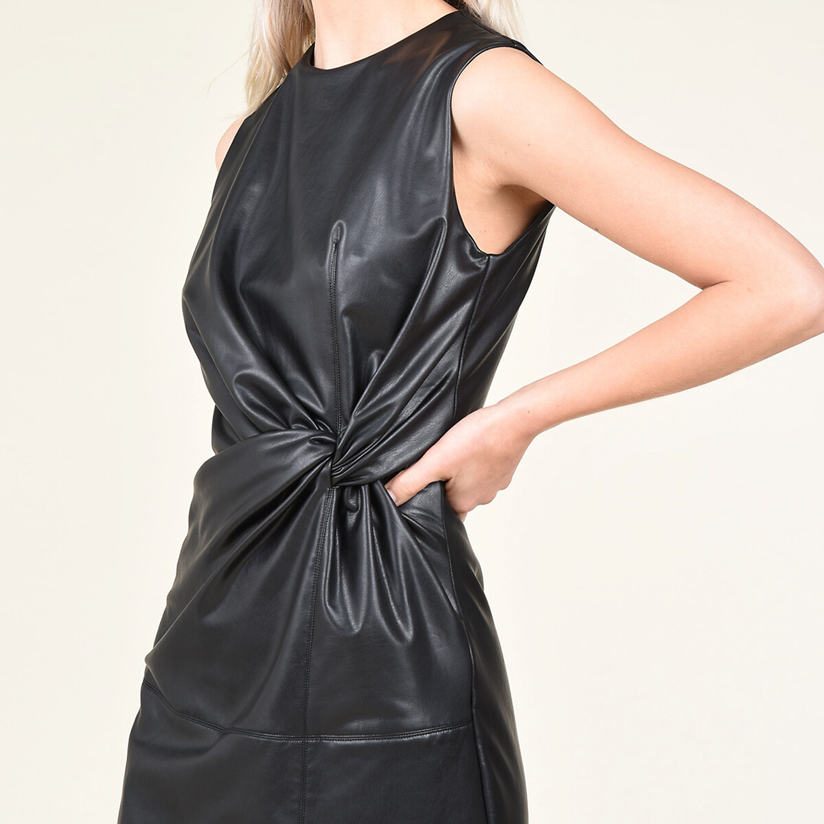Платье LaRedoute Из искусственной кожи завязанное на талии M черный, размер M - фото 2