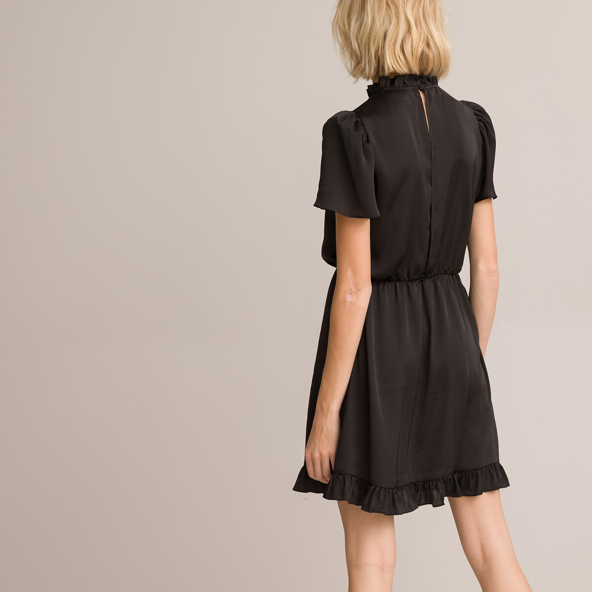 Платье Короткое воротник-стойка с воланом короткие рукава 46 черный LaRedoute, размер 46 - фото 4