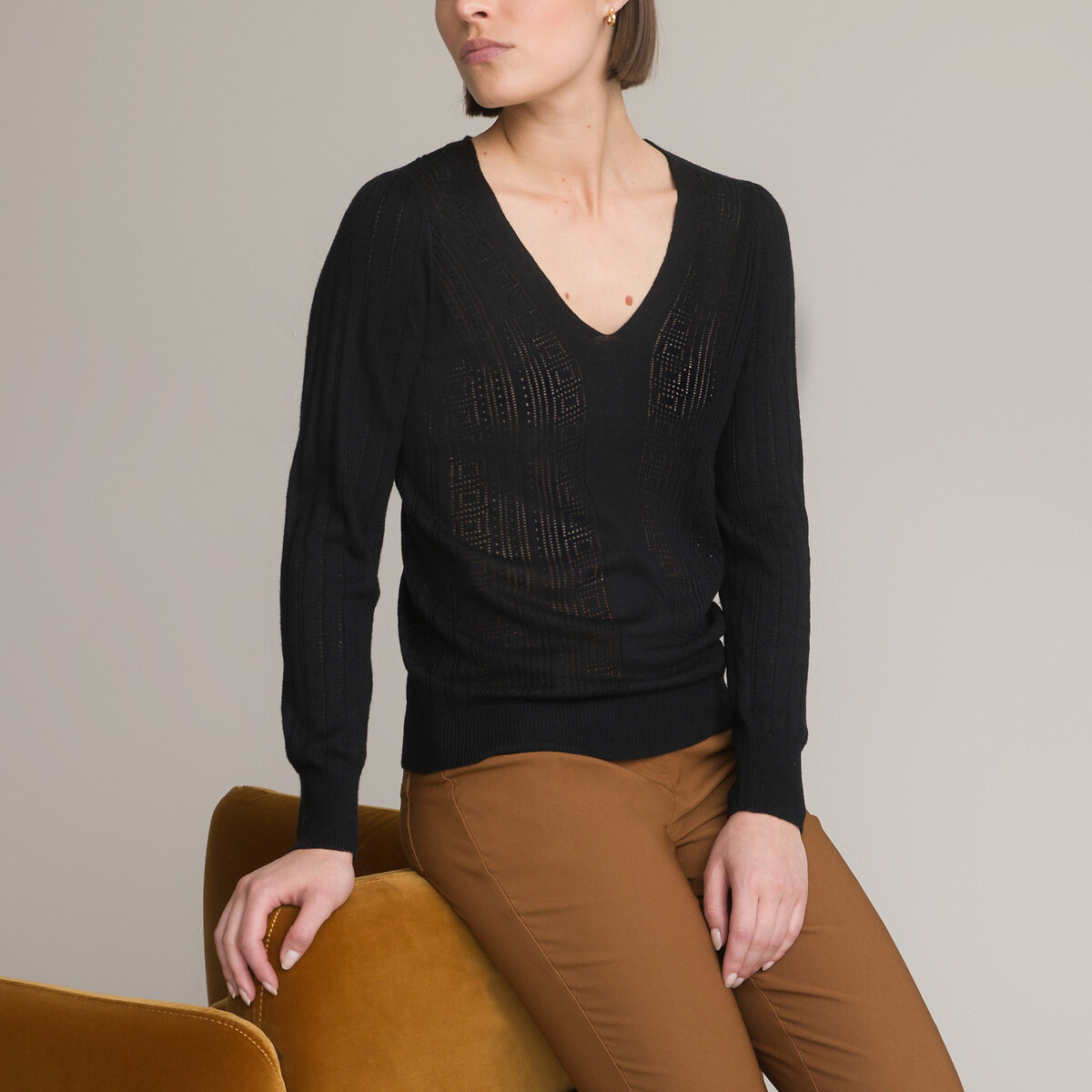Пуловер с V-образным вырезом 46/48 (FR) - 52/54 (RUS) черный пуловер с v образным вырезом из тонкого трикотажа 46 48 fr 52 54 rus розовый