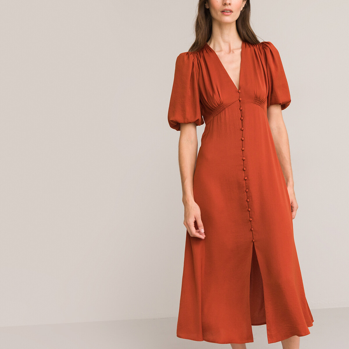 Платье длинное v-образный вырез короткие рукава с напуском  42 красный