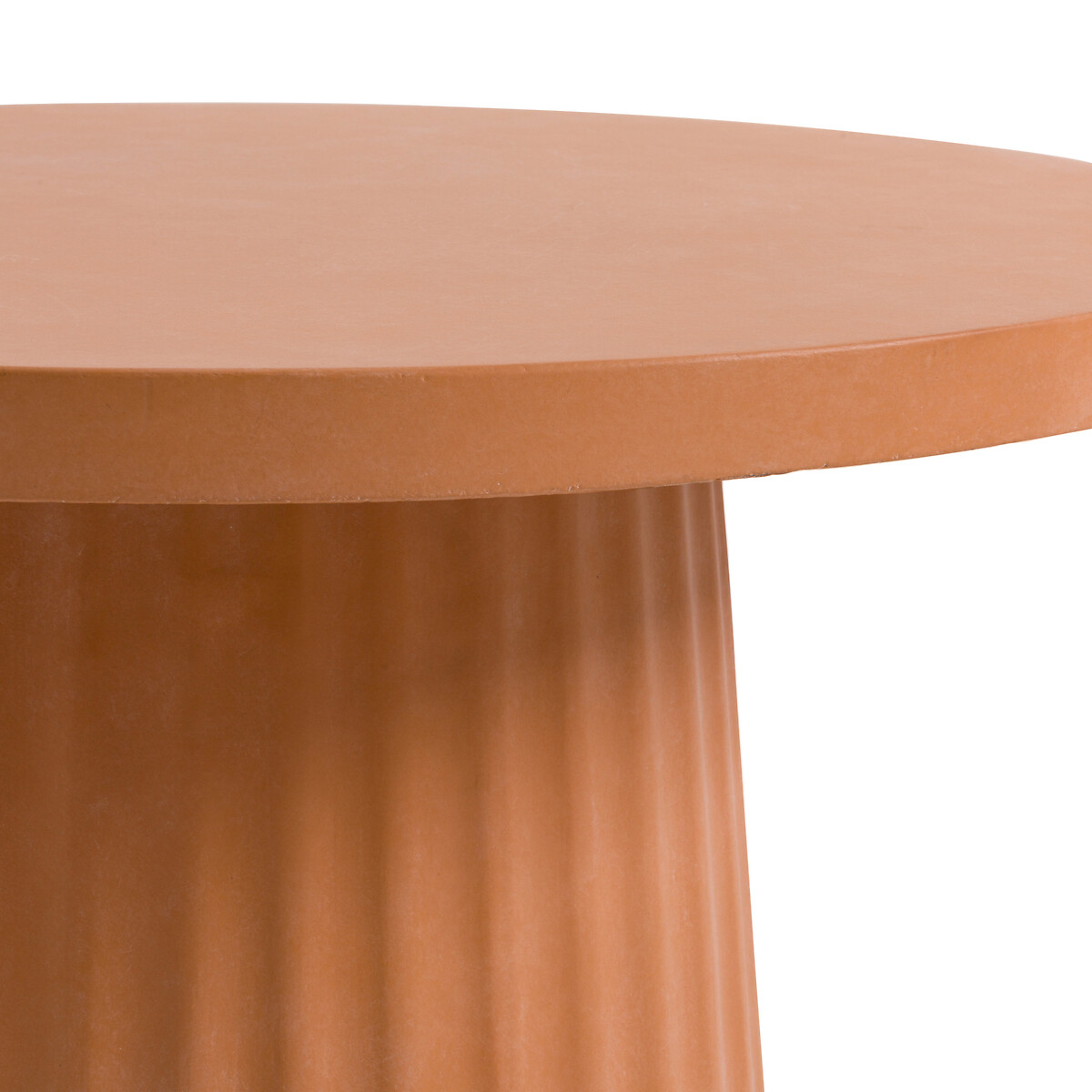 Оранжевый столик. Стол с рифленой ножкой.