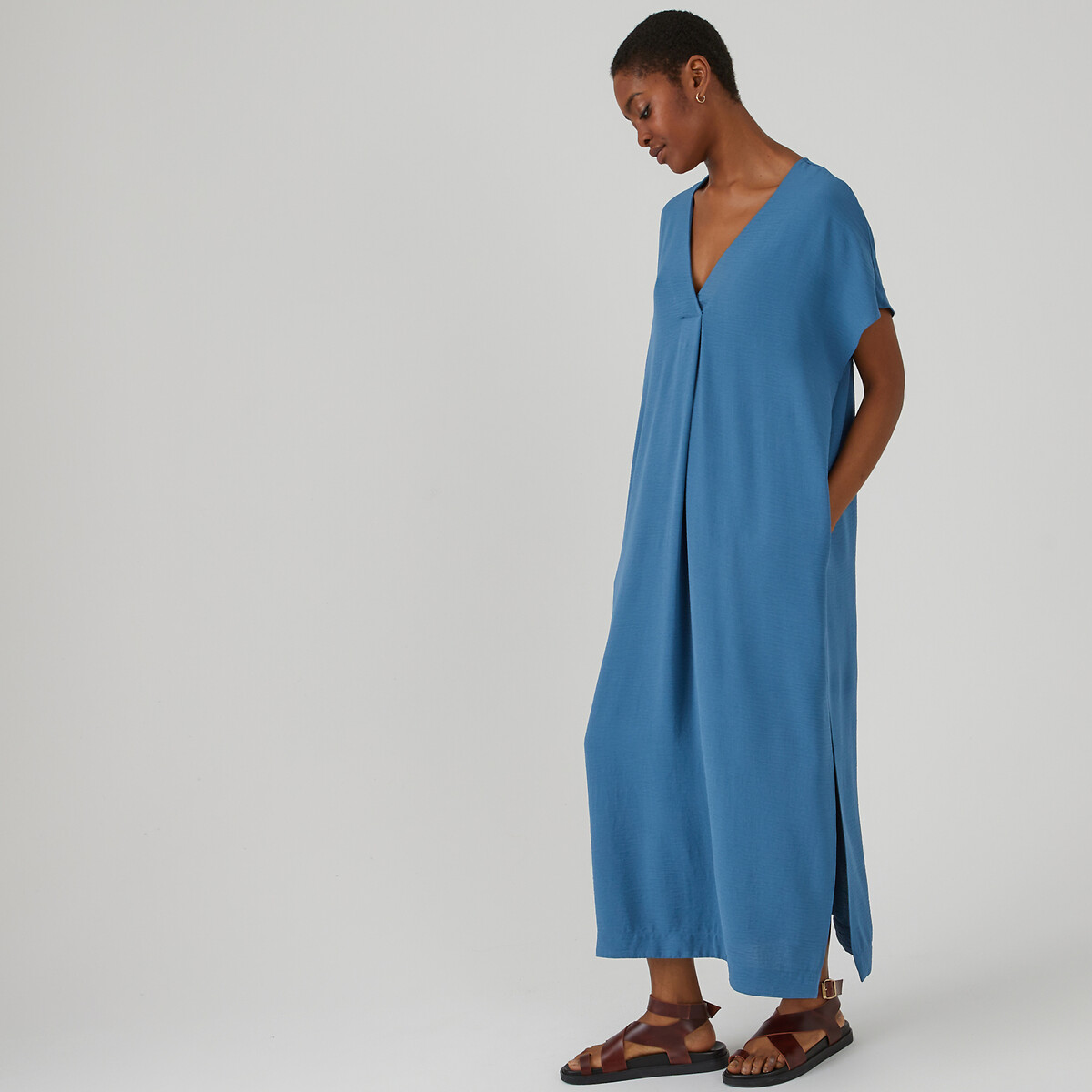 Платье длинное с V-образным вырезом короткими рукавами  L синий LaRedoute, размер L