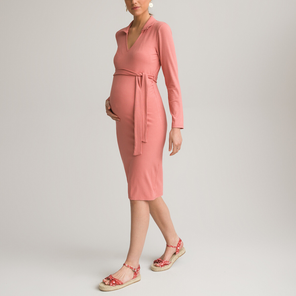 Платье Для периода беременности прямое воротник-поло длинные рукава L розовый