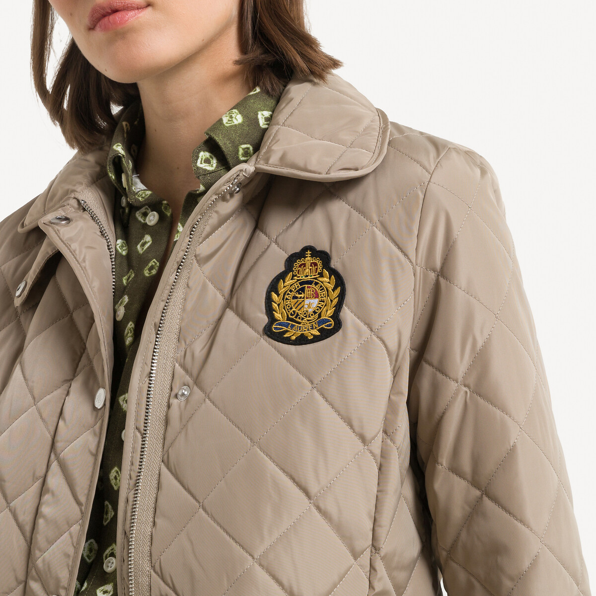 Куртка LAUREN RALPH LAUREN Стеганая короткая с застежкой на пуговицы демисезонная S бежевый, размер S - фото 3