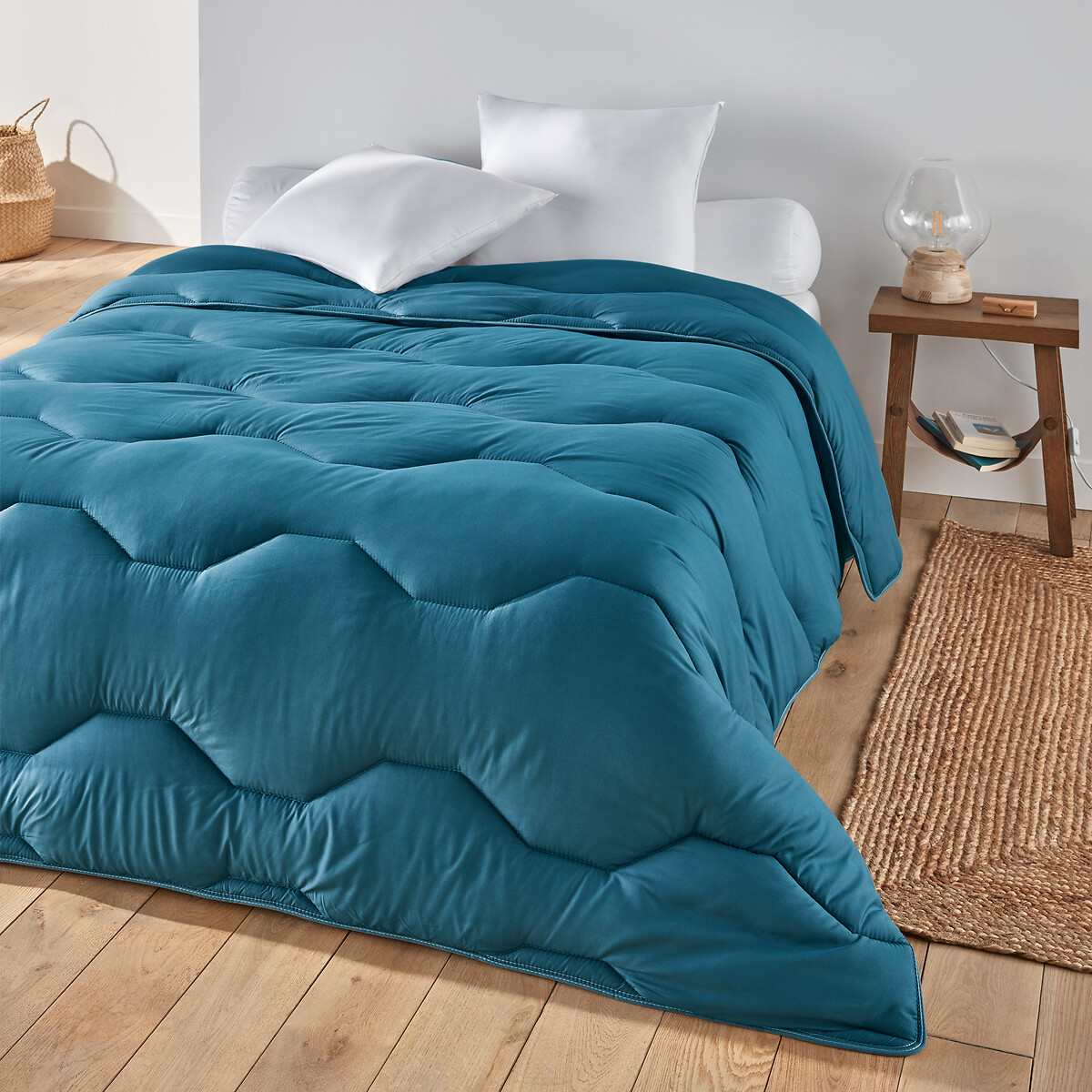 Одеяло 100 полиэстер качество стандарт 300 гм 200 x 200 см синий