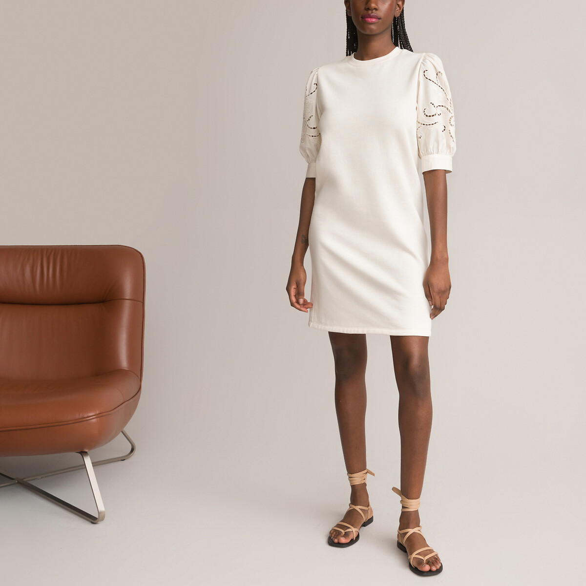 Платье-свитшот Короткое напускные рукава с вышивкой L бежевый