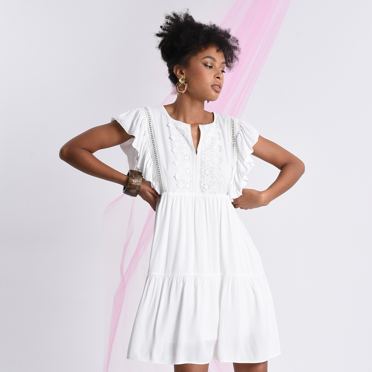 Платье MOLLY BRACKEN Короткое с пластроном с кружевом вышитым крючком S белый, размер S - фото 1