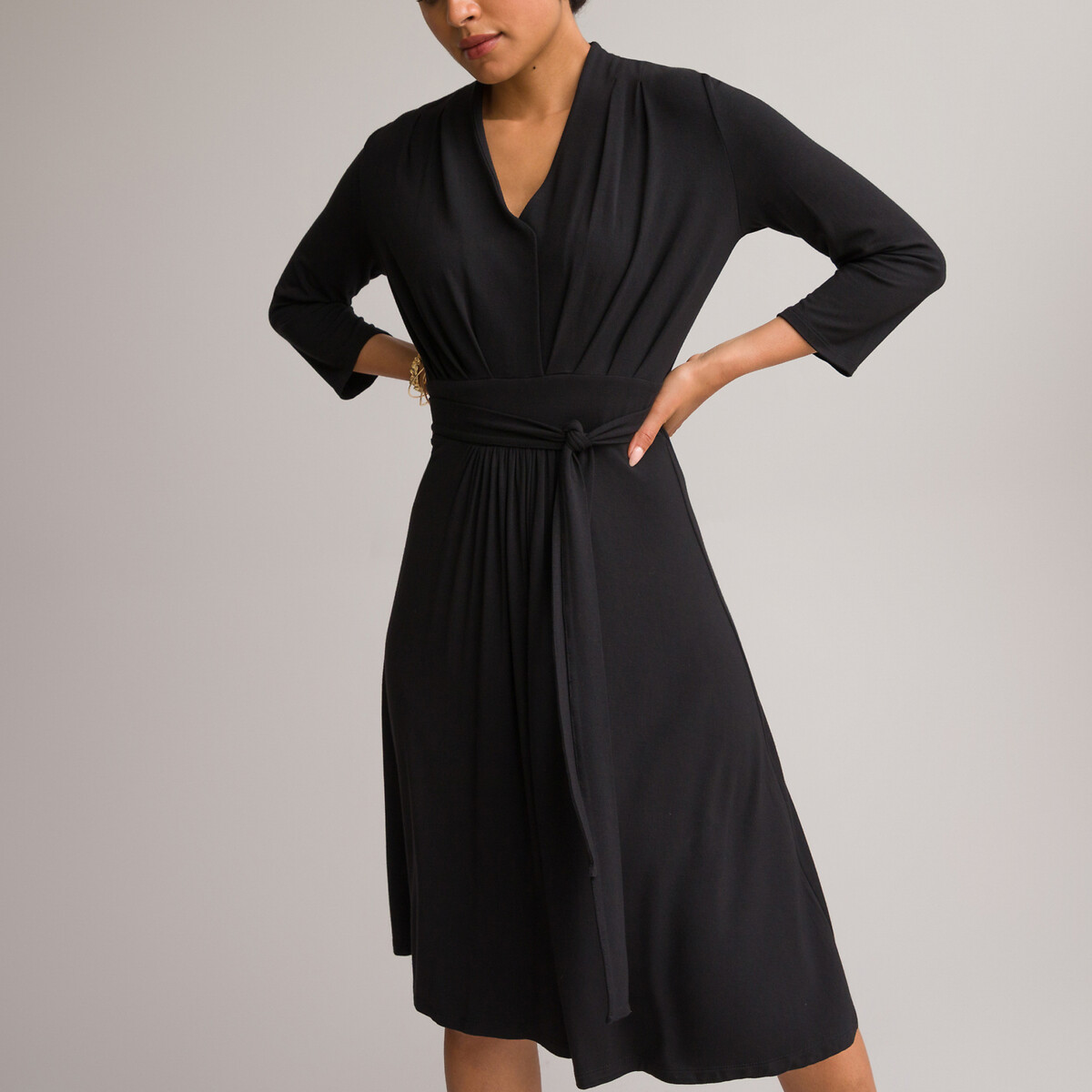 Платье Расклешенное из струящегося трикотажа с рукавами 34 46 черный