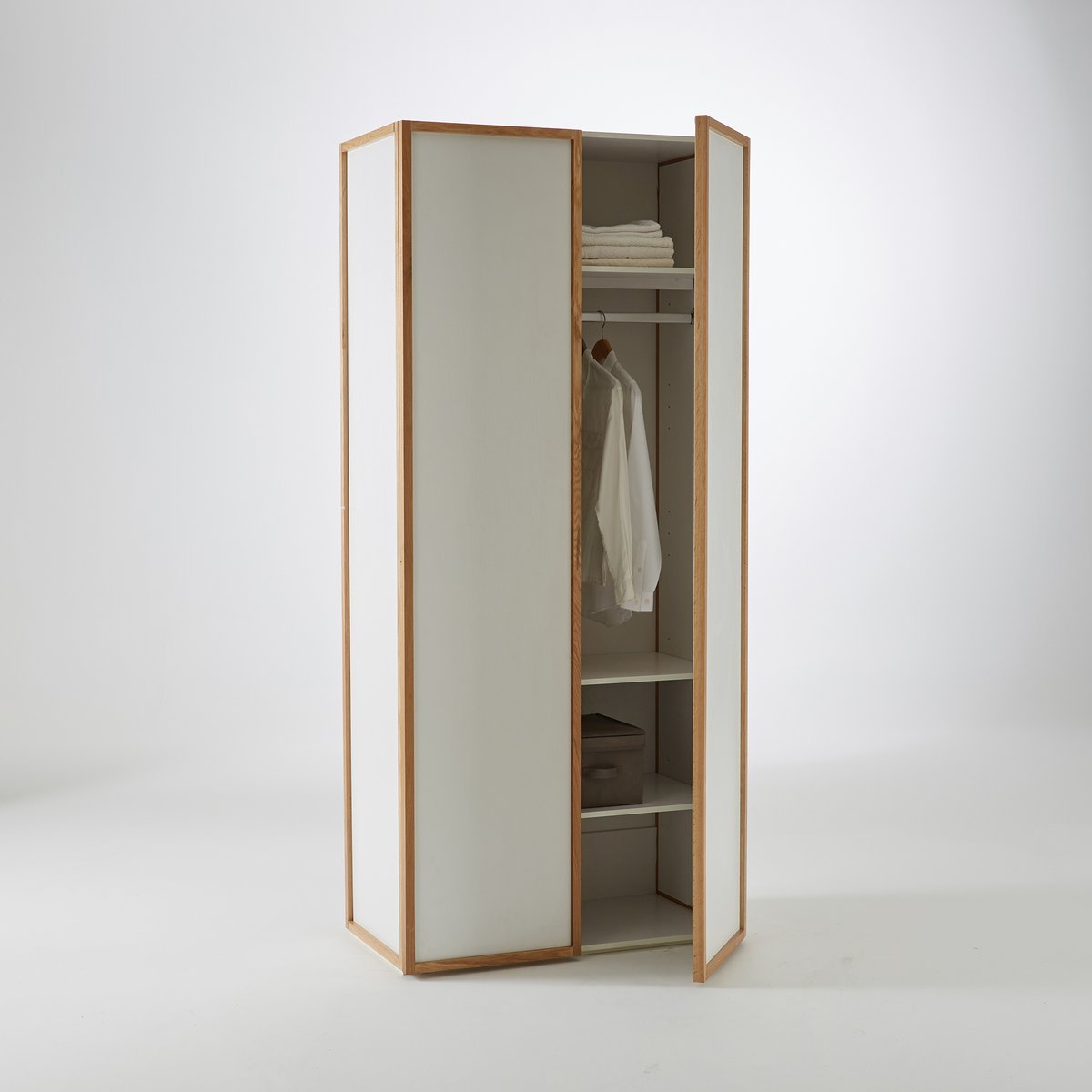 Image of Compo Scandi-Style 3-Shelf Wardrobe in Solid Oak