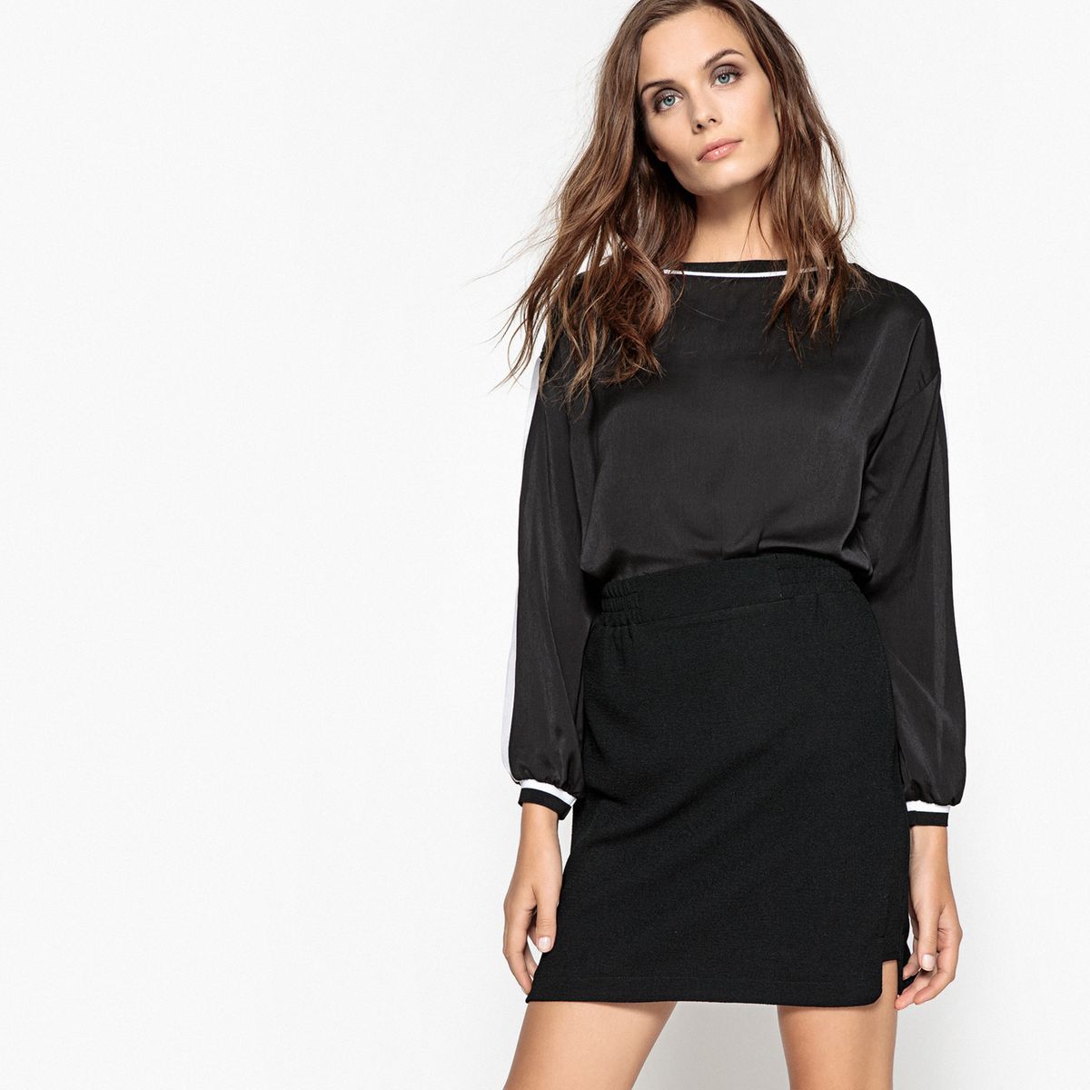 Blouse col bateau, manches bouffantes