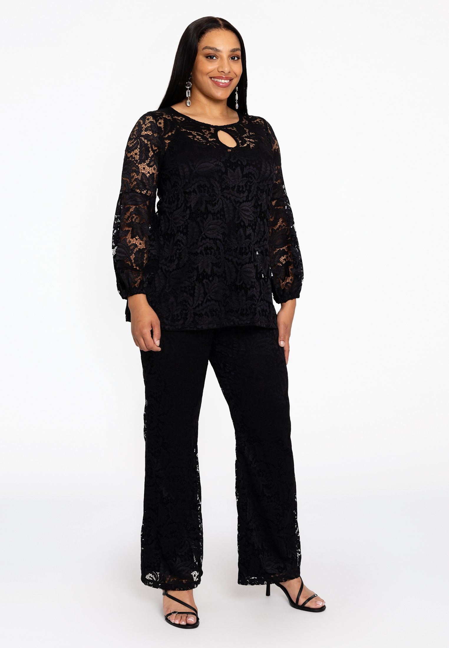 Pantalon en dentelle, YOEK
