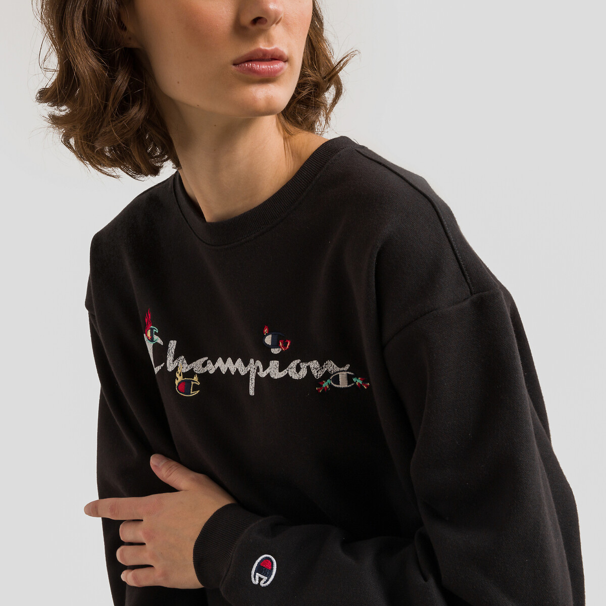 Champion 2025 crewneck logo