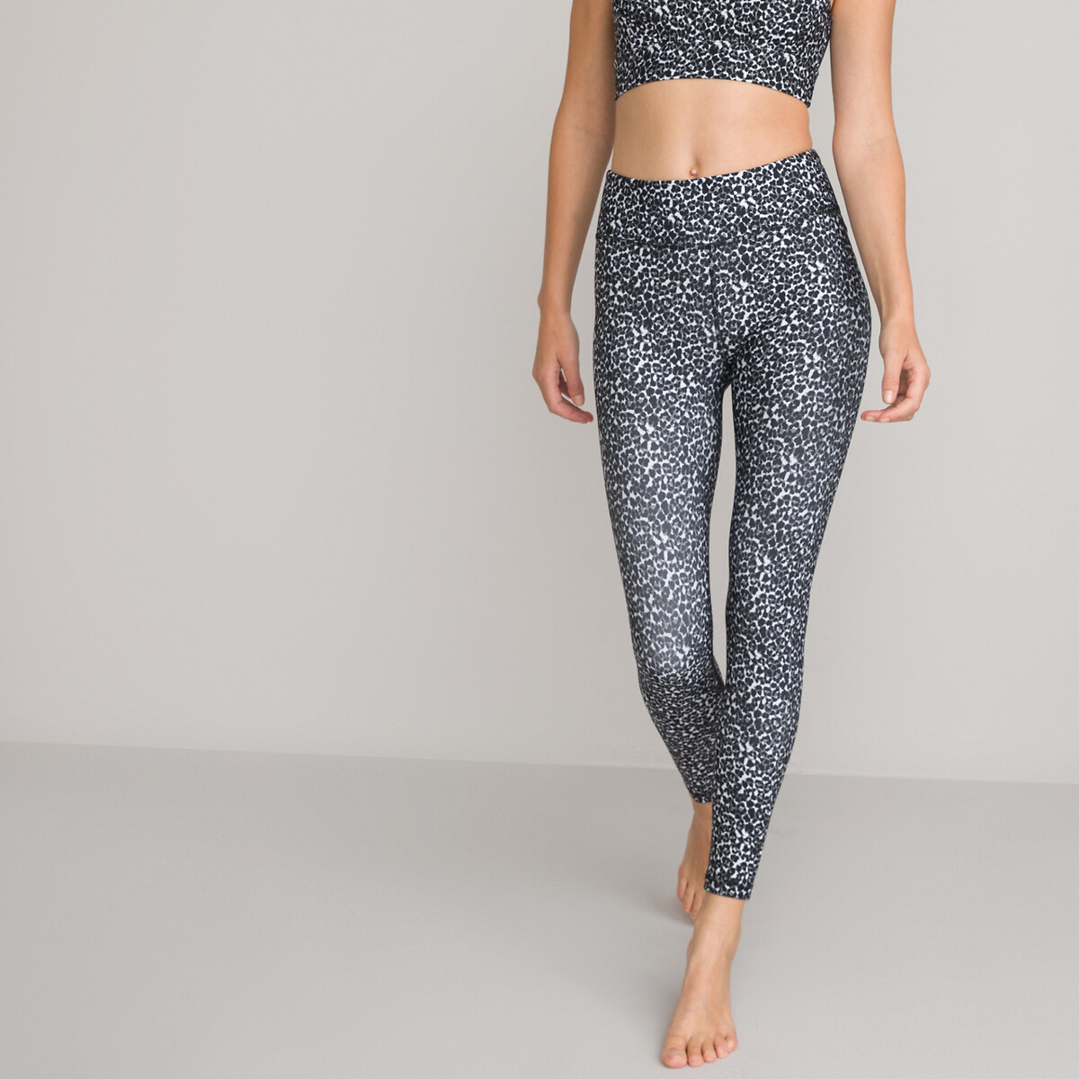 2pcs Leopard Print Fitness Yoga Suit Gym Outfits Set Asymmetrical Neck Top  Contrast Mesh Leggings | SHEIN USA