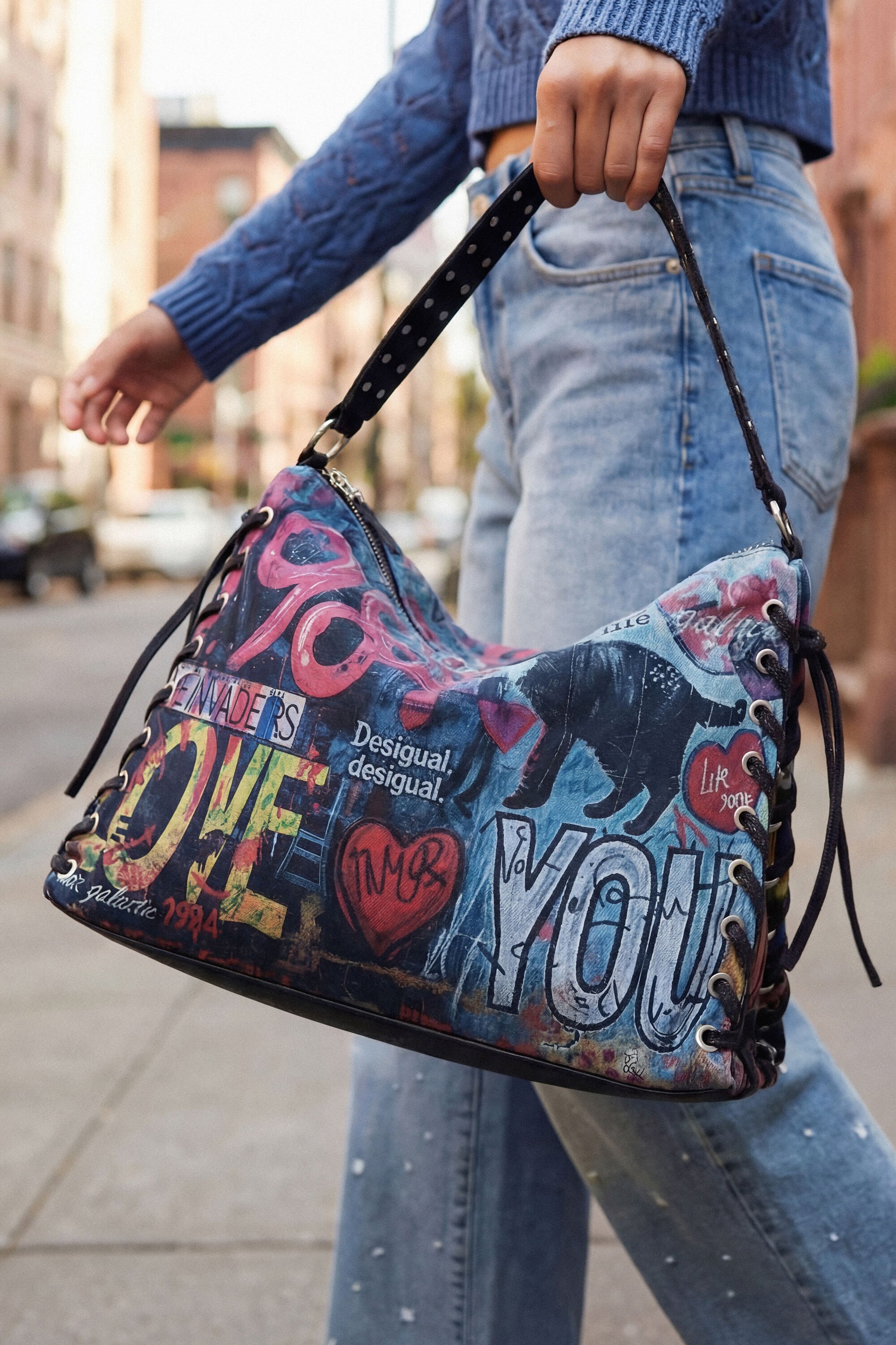 Grand sac graffiti, DESIGUAL