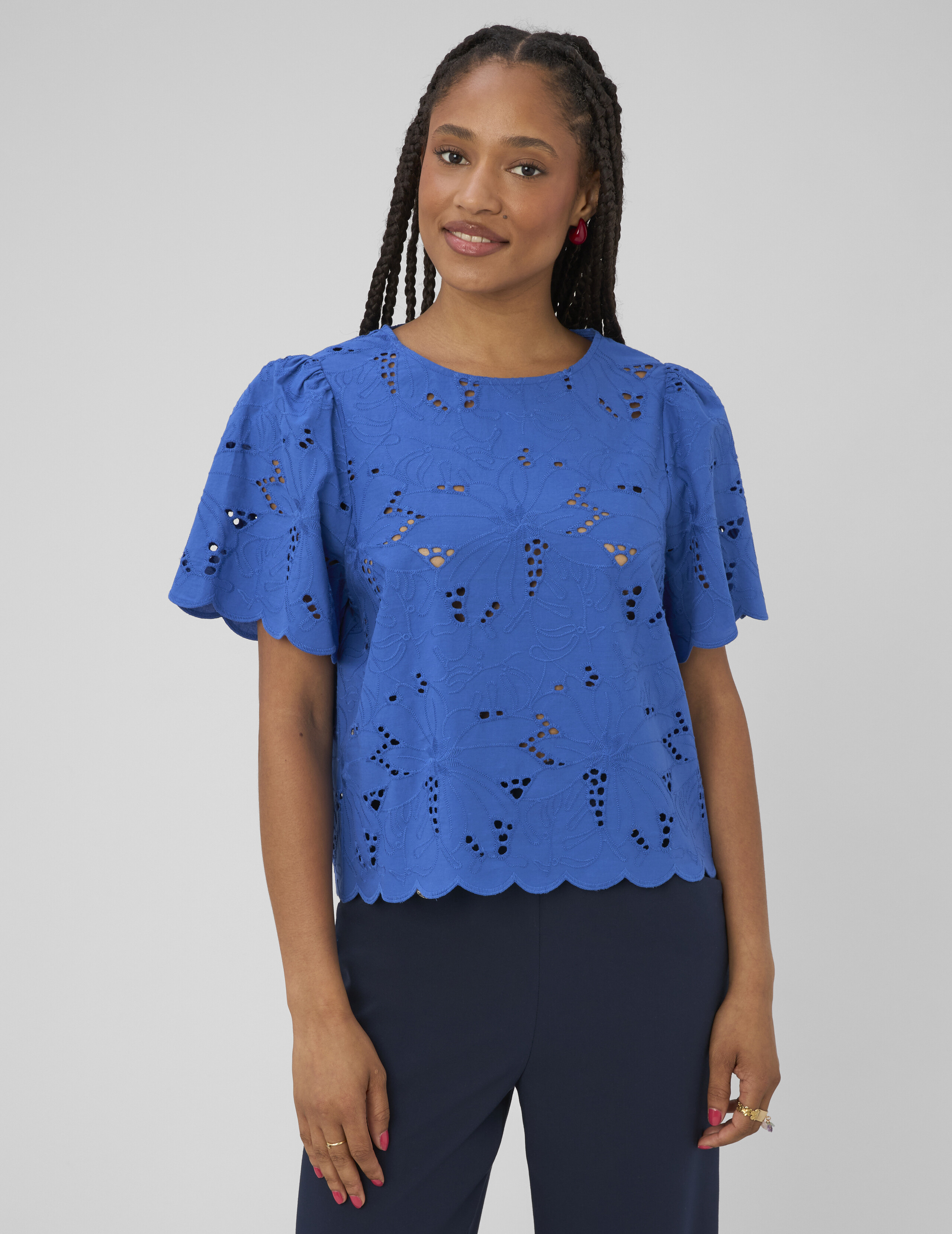 Blouse en broderie anglaise, BZB