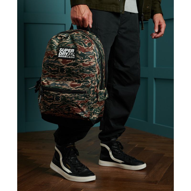 Sac a dos outlet camouflage superdry
