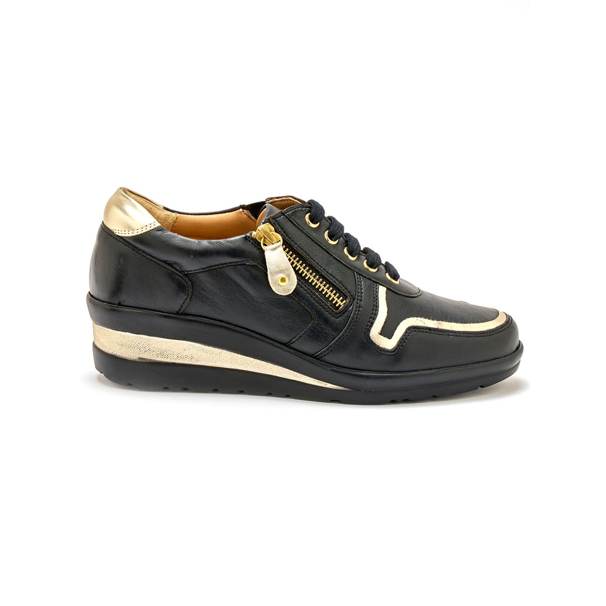 femme a talon aiguille