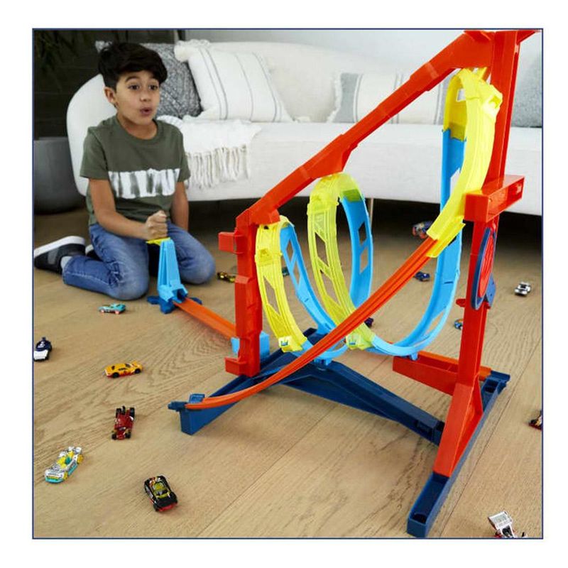 Hot wheels circuit hot sale infernal