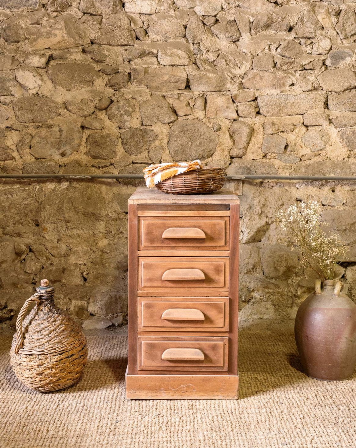 Petite commode en bois Garance N°762 - Bon état, DEBONGOUT