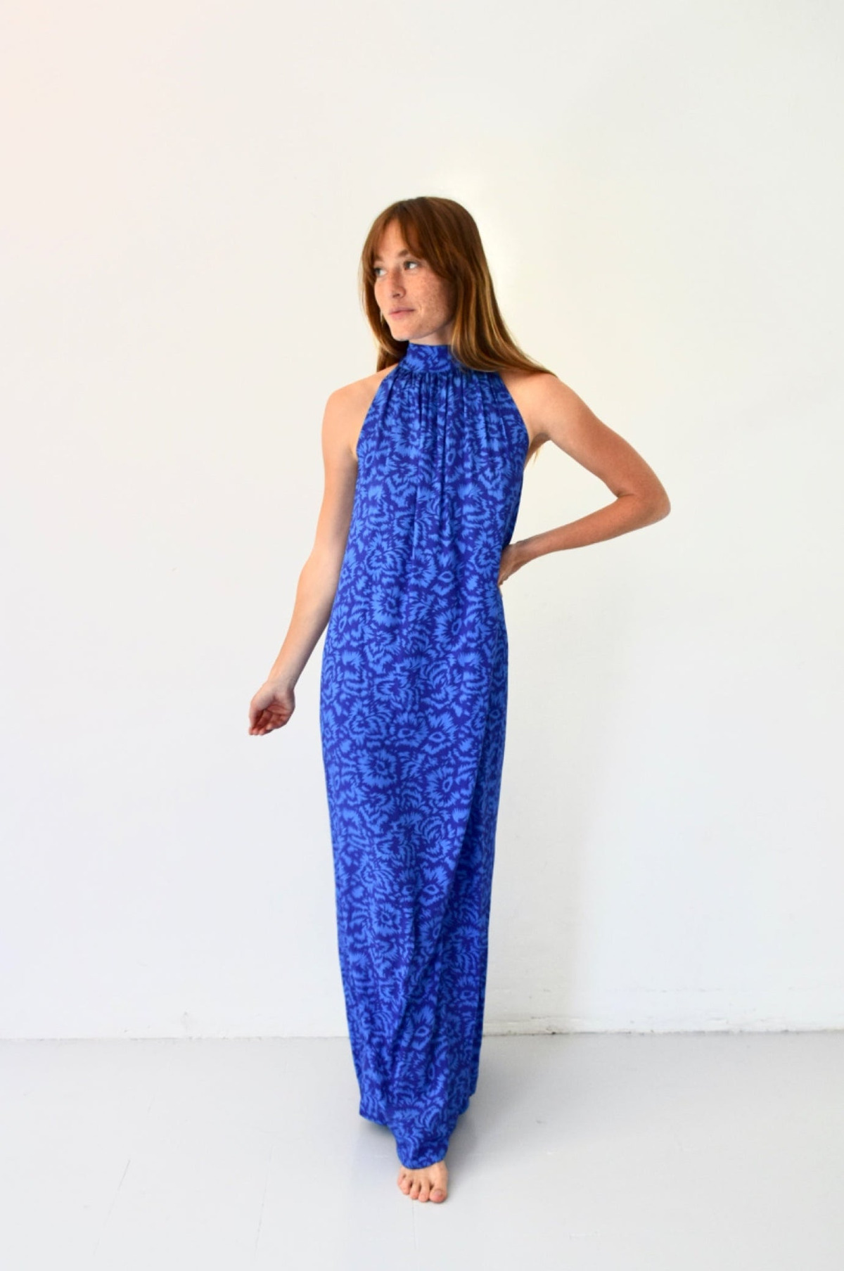 Robe longue fluide col halter SOL, MINDTRAVELER