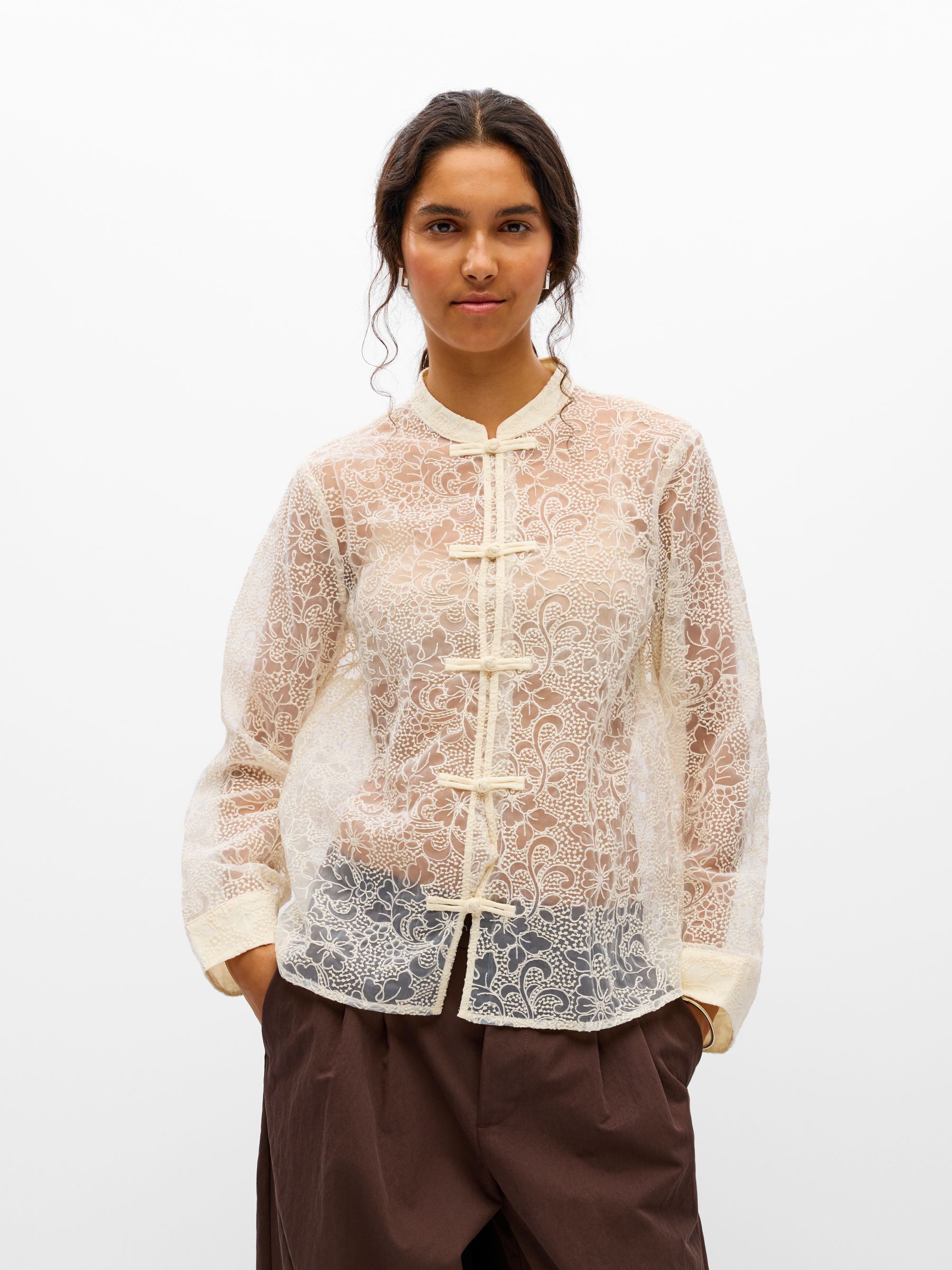 Chemise, OBJECT