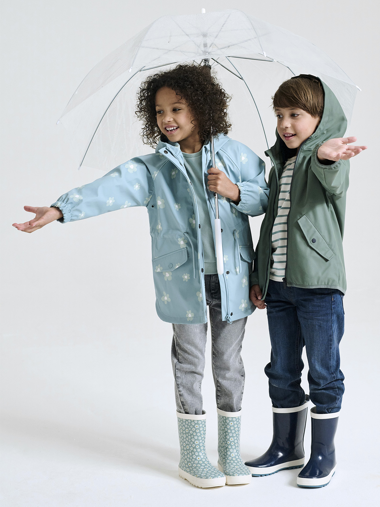 VERTBAUDET Ciré à Capuche Imprimé Fille Vert De Gris 6A - Imperméable Et Stylé