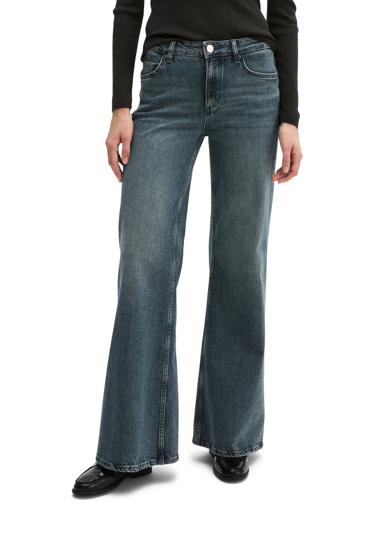 Jeans modèle Fjona évasés en un mélange doux de coton et de lyocell, MARC O'POLO