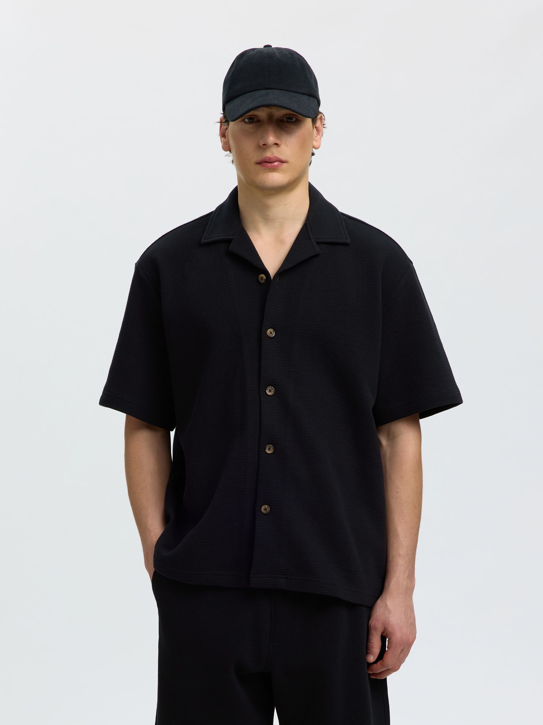 Surchemise, SELECTED