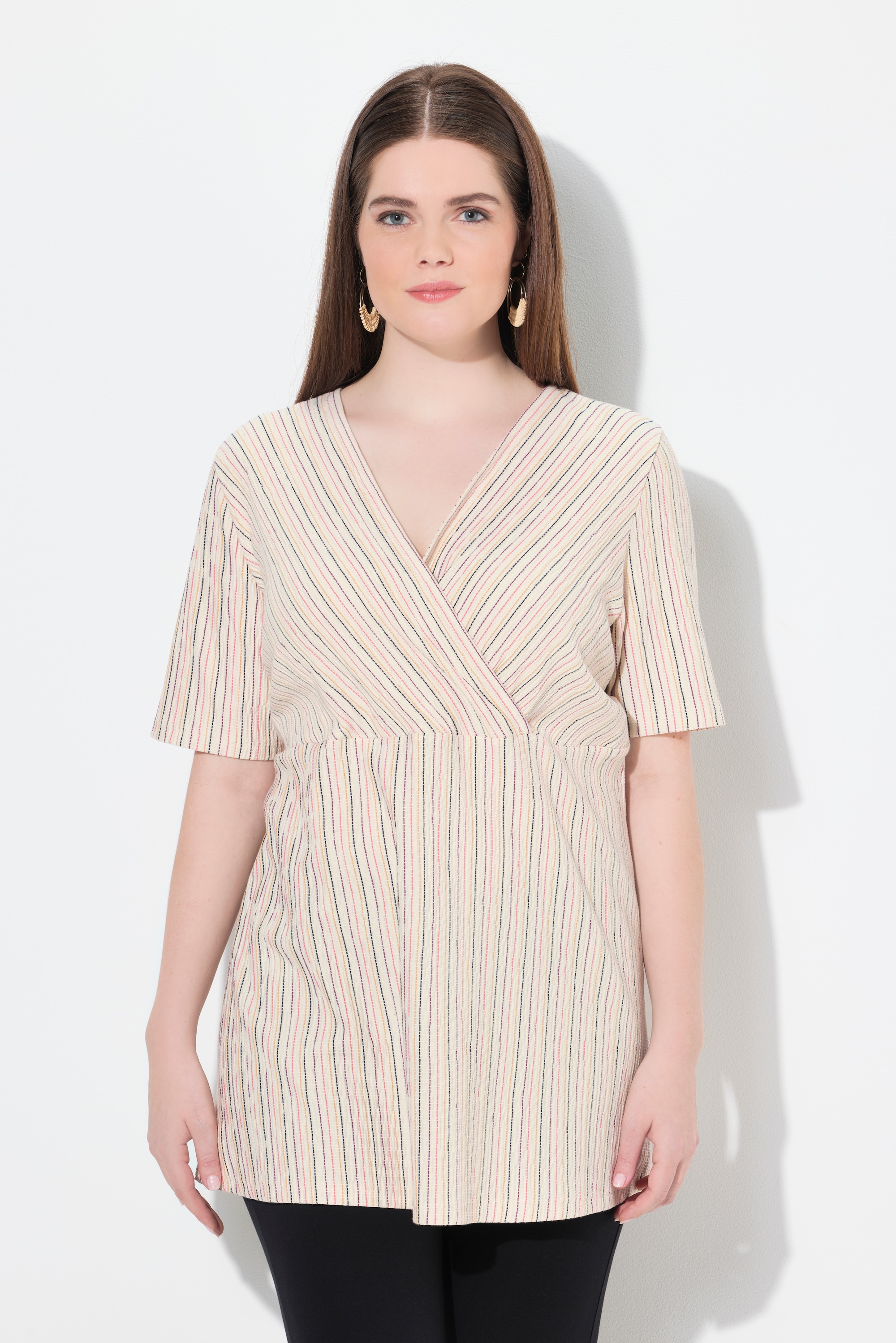 T-shirt en coton bio. Décolleté en V esprit, ULLA POPKEN
