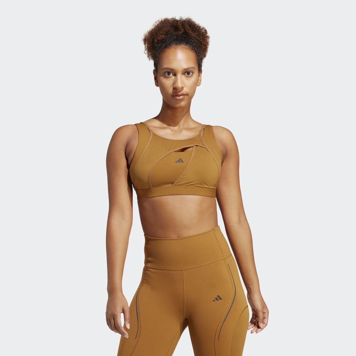 Vetement hotsell sport luxe
