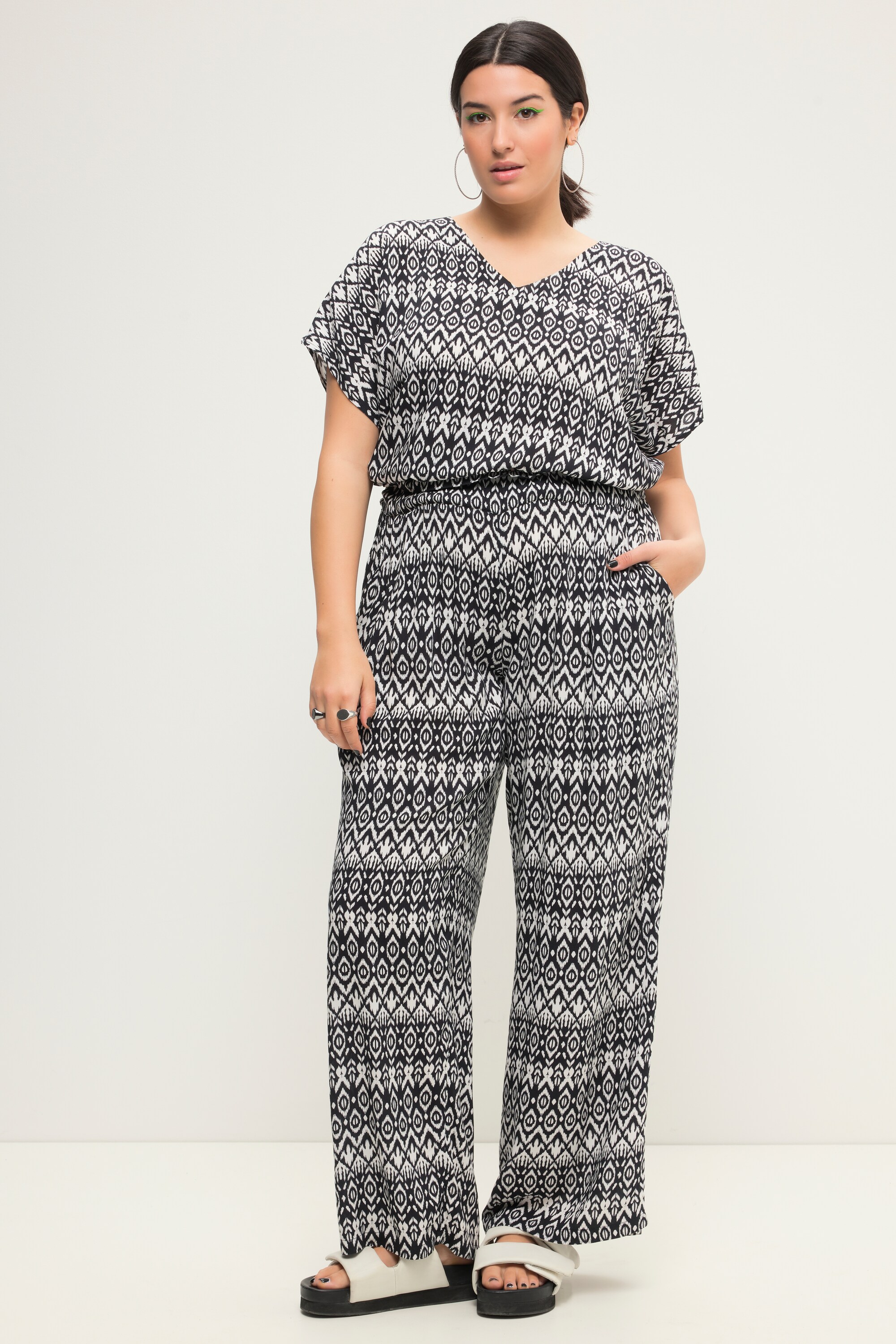 Pantalon taille haute et jambe large. Taille, STUDIO UNTOLD