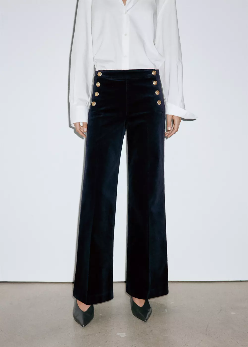 Pantalon en velours à boutons, MANGO
