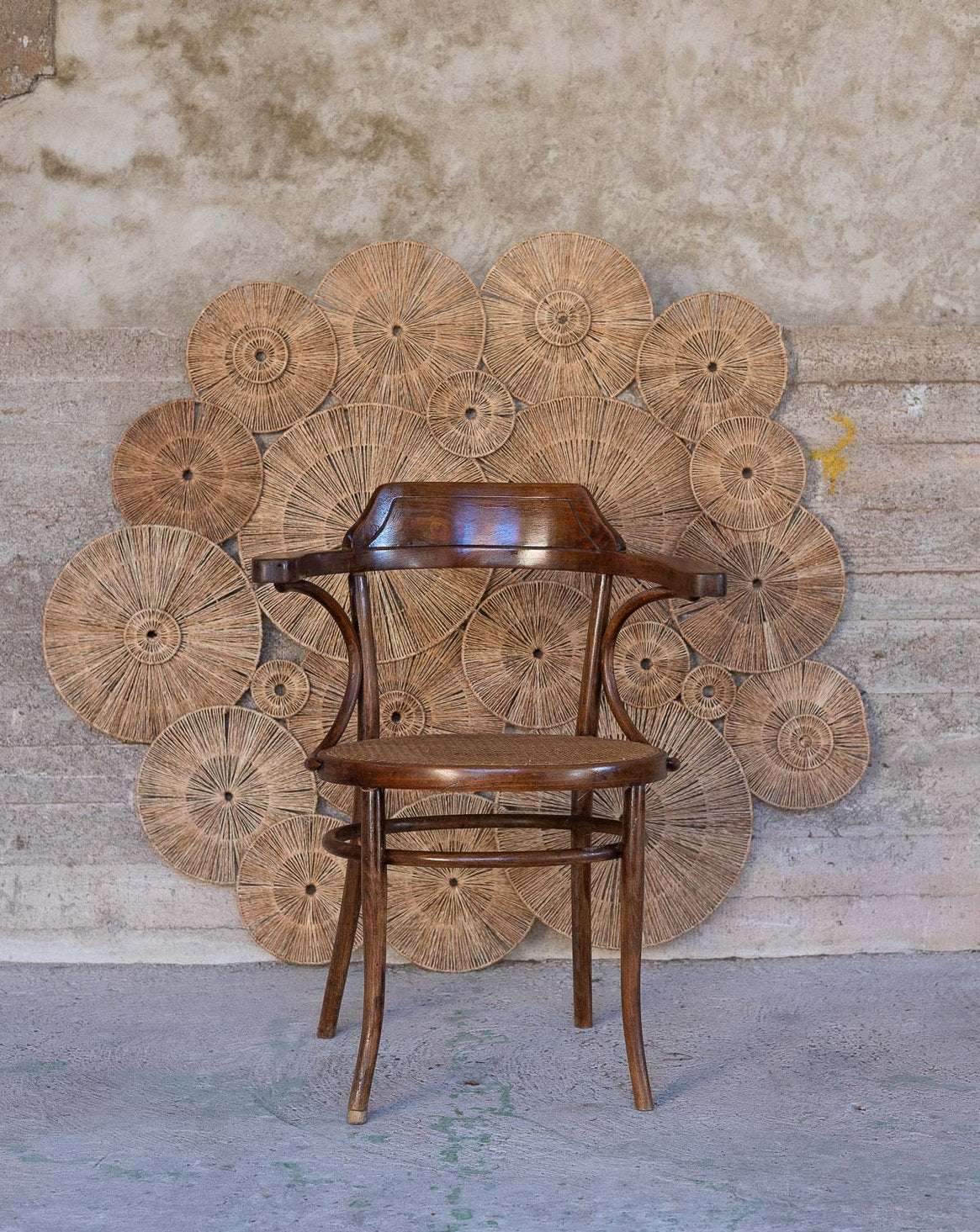 Fauteuil administratif en bois Ernest N°1562 - Bon état, DEBONGOUT