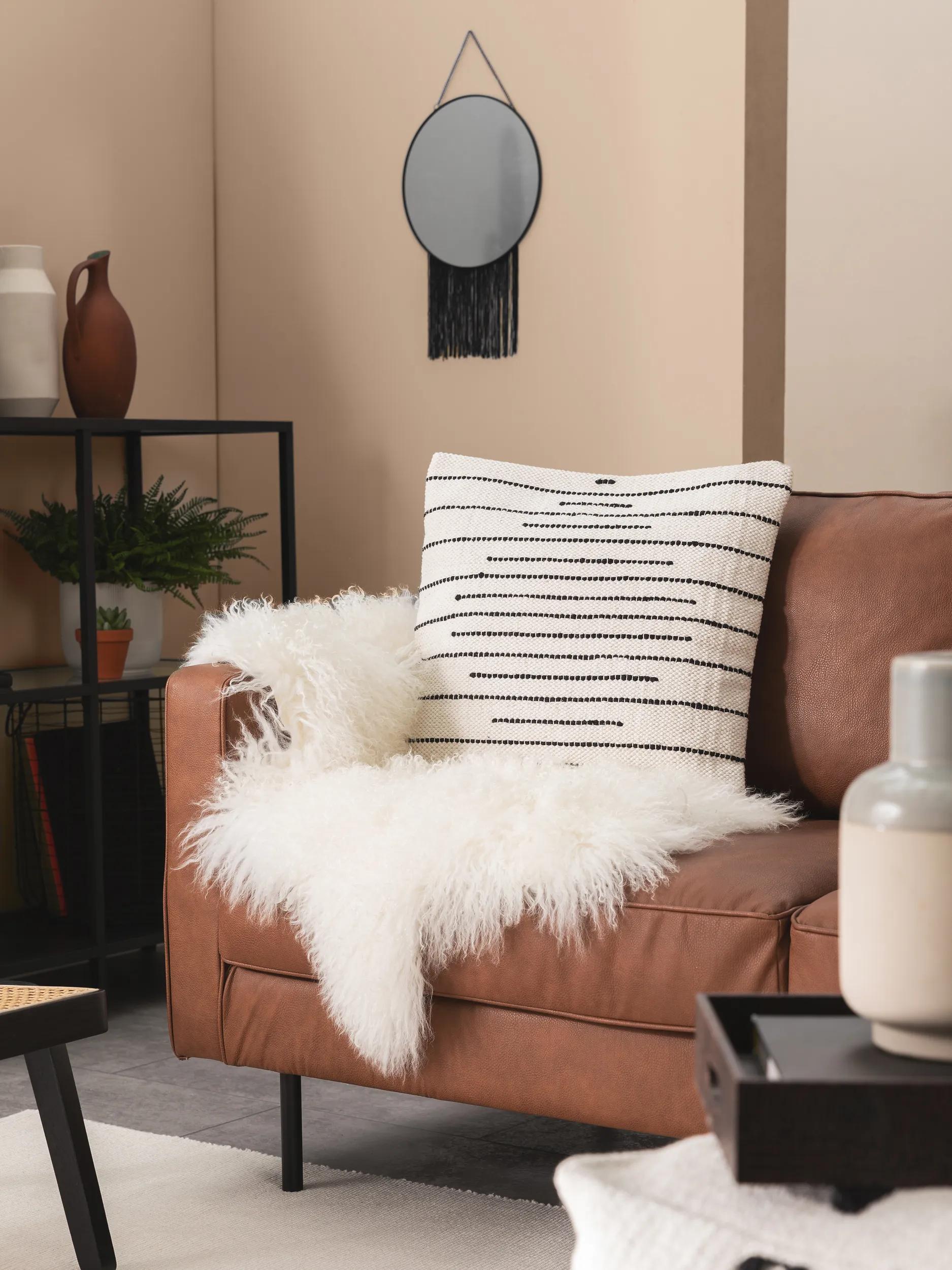 Housse de coussin tissé main BO, BENUTA