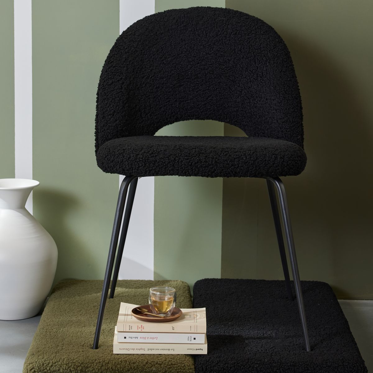 Chaise en bouclette MATCHA, FACTORY