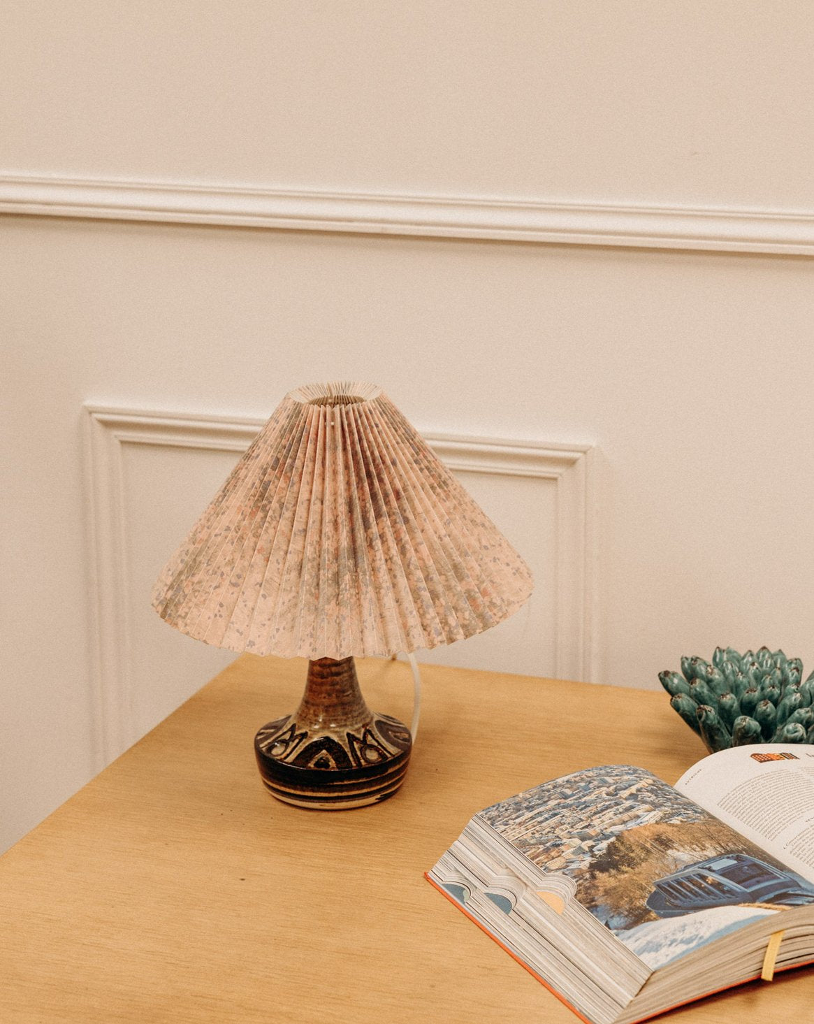 Lampe au design danois des années 60 Suzanne N°586 - Bon état, DEBONGOUT