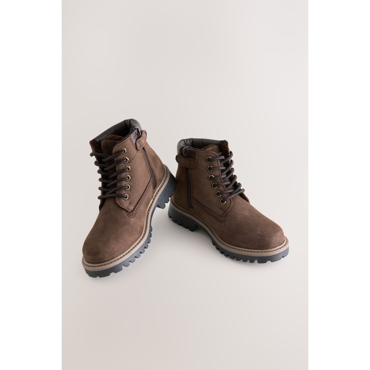 Bottes de travail à lacets en cuir, NEXT