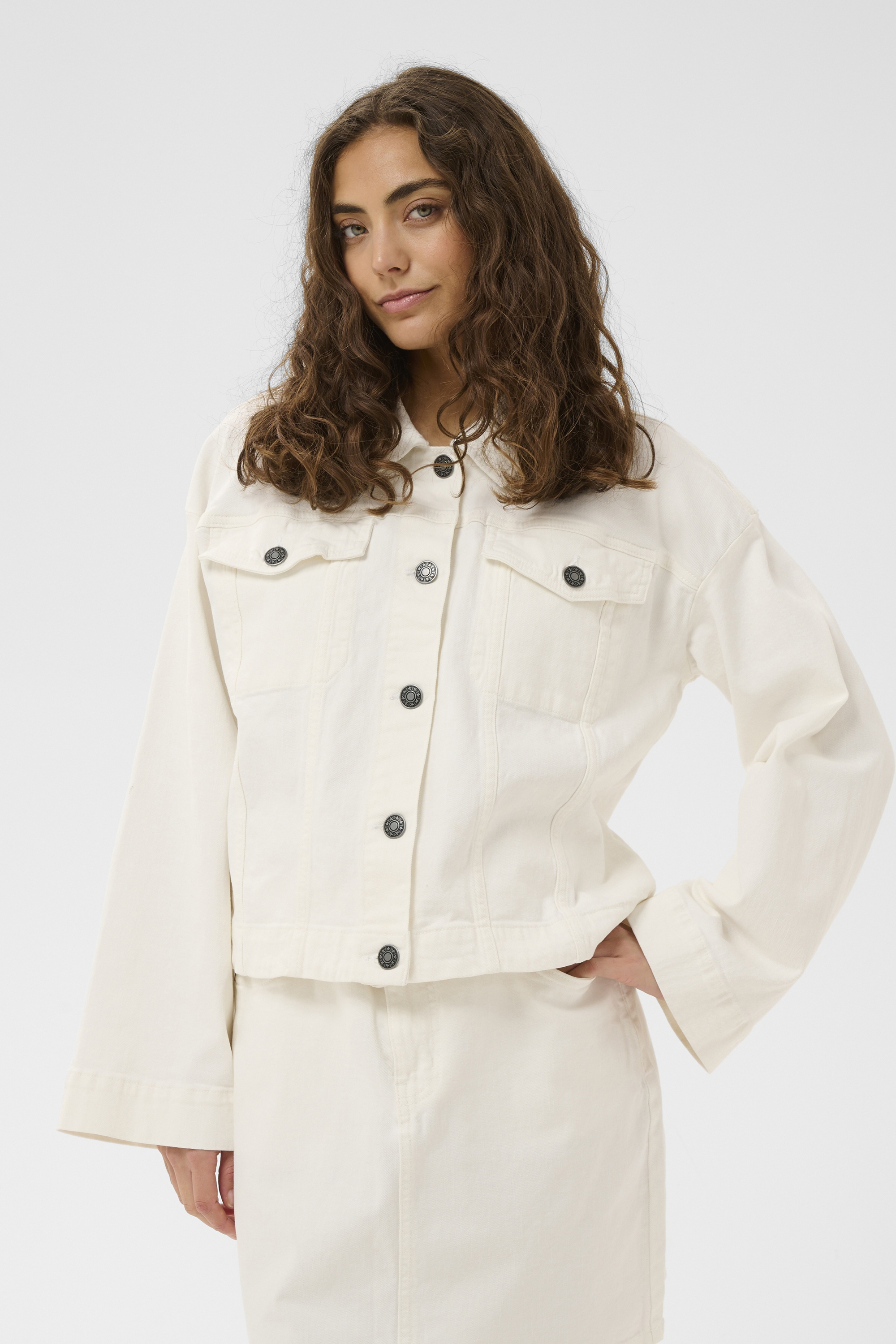 Veste, CULTURE
